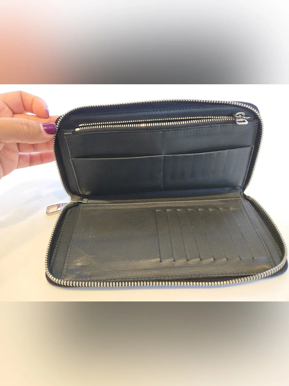 Authentic Louis Vuitton Damier Graphite Canvas Zippy Organizer Wallet